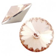 Rivoli 1122 - 12 mm puntsteen Light peach crystal
